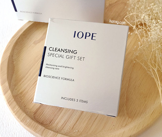 IOPE Cleansing Special Gift Set (3 Items) - Image 3