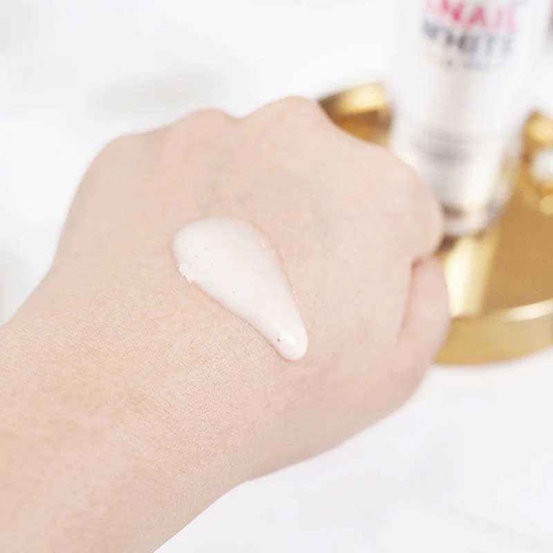 Namu Life Snail White Gold Triple Lift Serum - Image 5