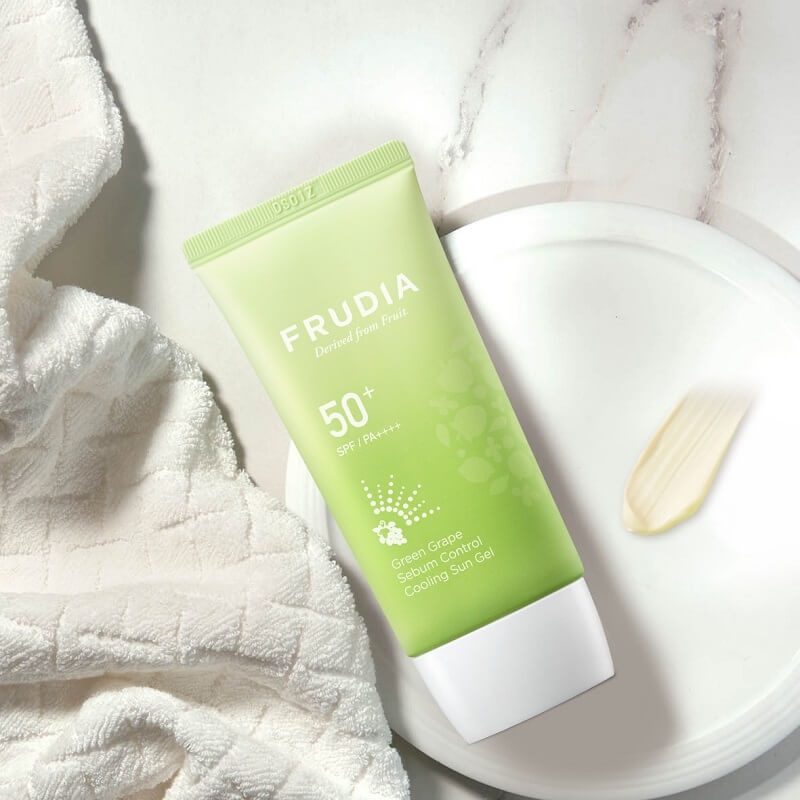 Frudia Green Grape Sebum Control Cooling Sun Gel - Image 7