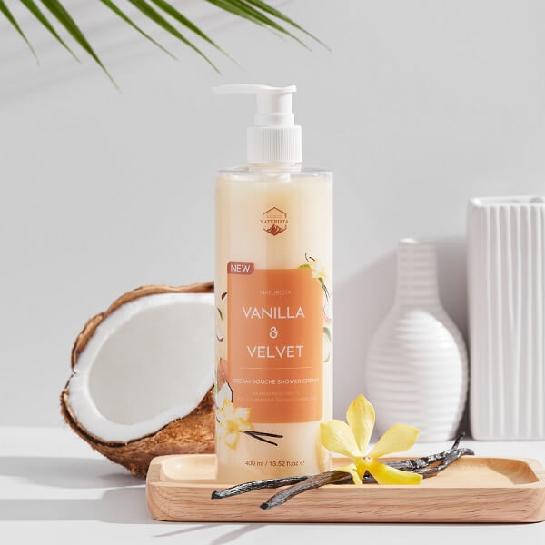 Naturista Peony & Blush Shower Cream - Image 12