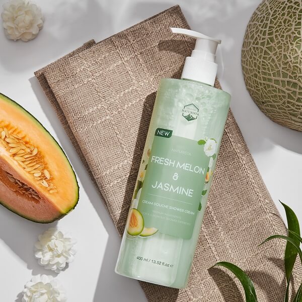 Naturista Peony & Blush Shower Cream - Image 7